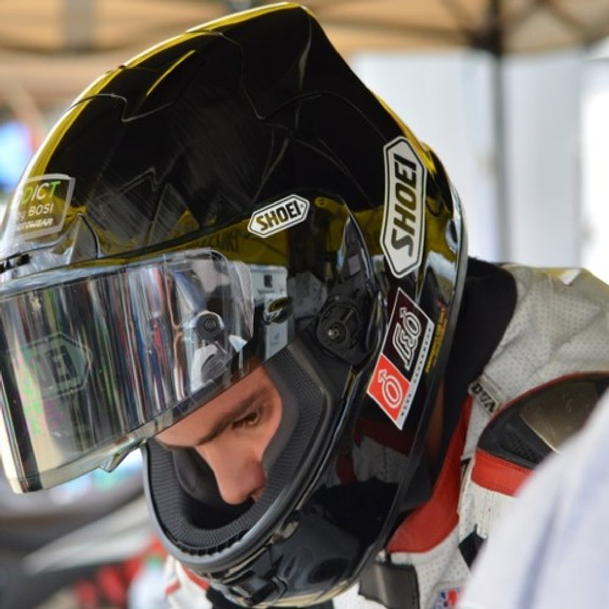 Picking the Best Motorcycle Helmet - A Buying Guide to Helmets