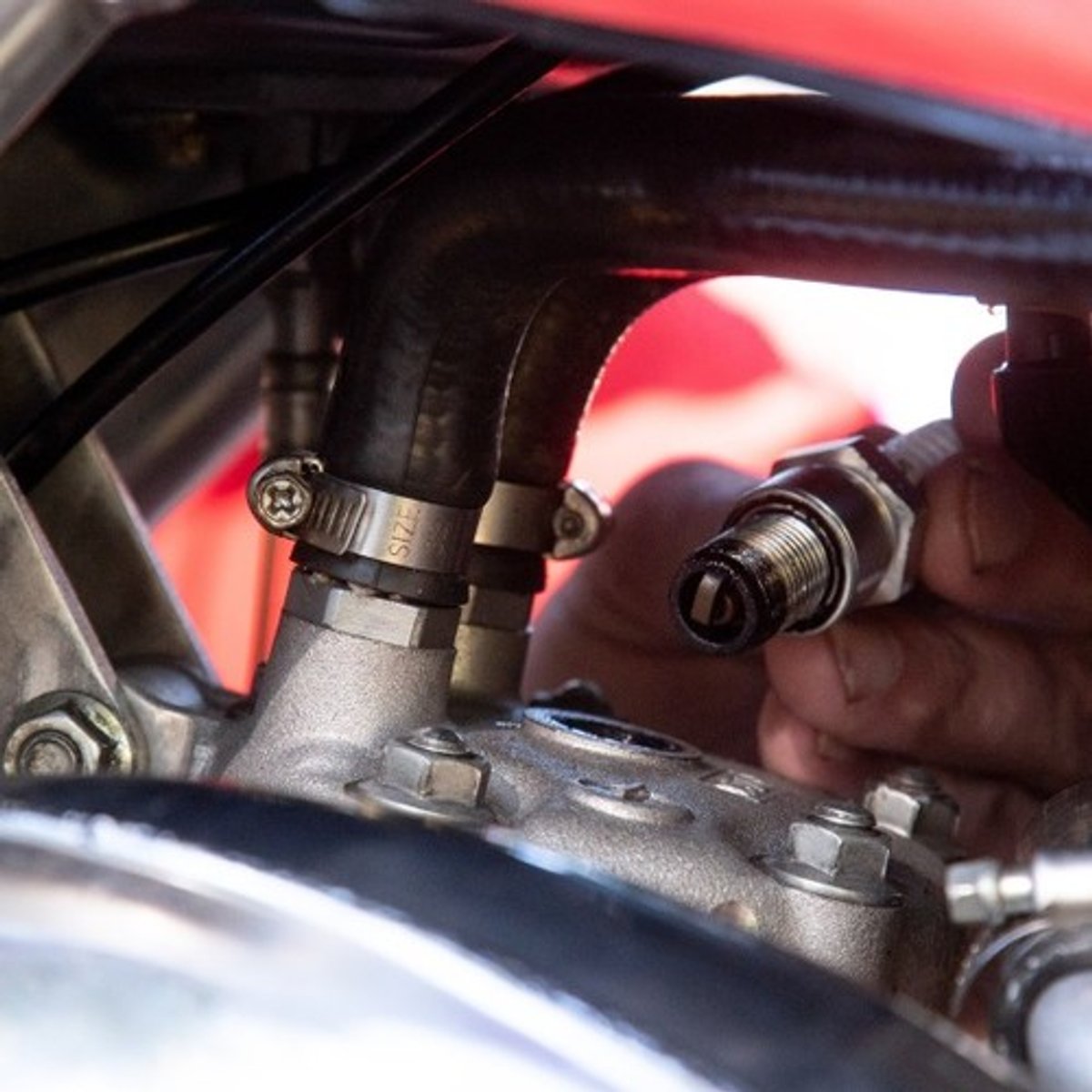 Motor Check: Preventing Dirt Bike Engine Problems