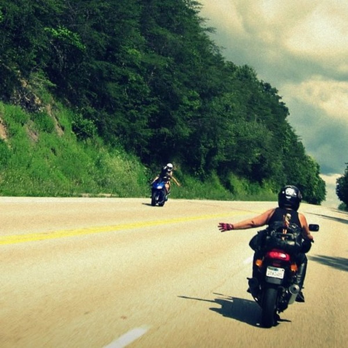 The Motorcycle Wave Handbook