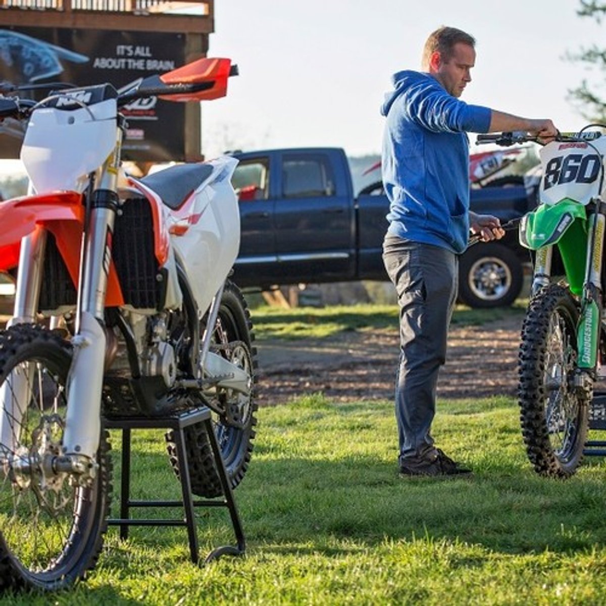 Dirt Bike Parts: OEM vs. Aftermarket