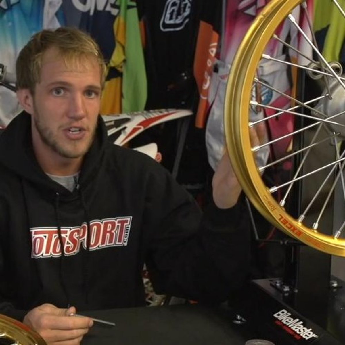 MotoSport How To: Wheel Truing And Lacing 